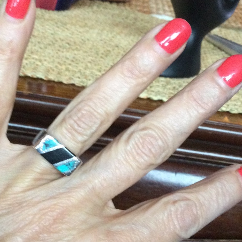 Sterling Turquoise Ring - Picture 2 of 9